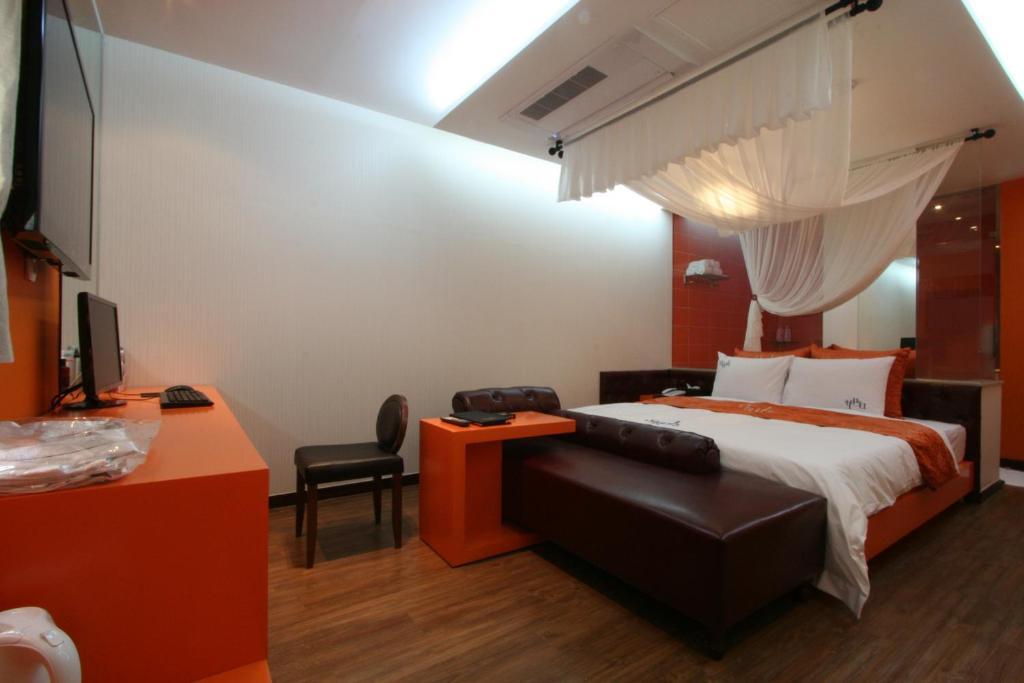 Danube Hotel Suwon Room photo