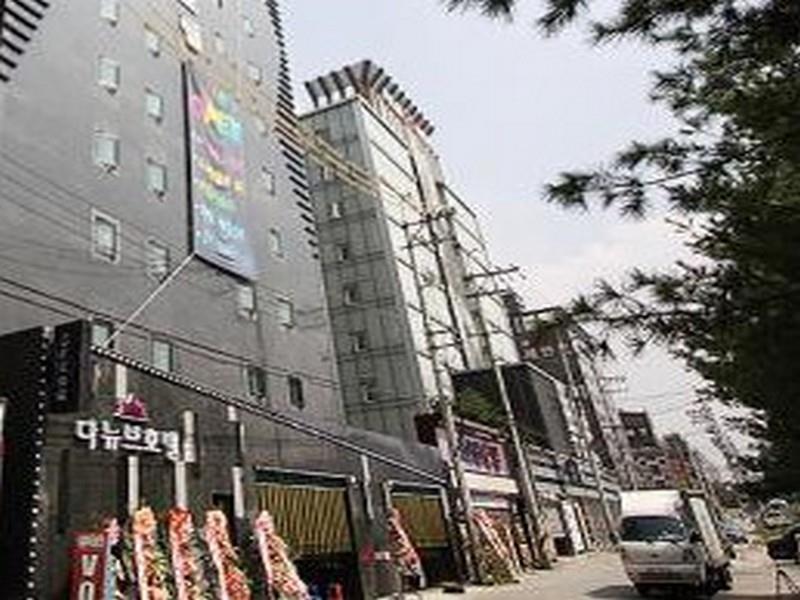 Danube Hotel Suwon Exterior photo
